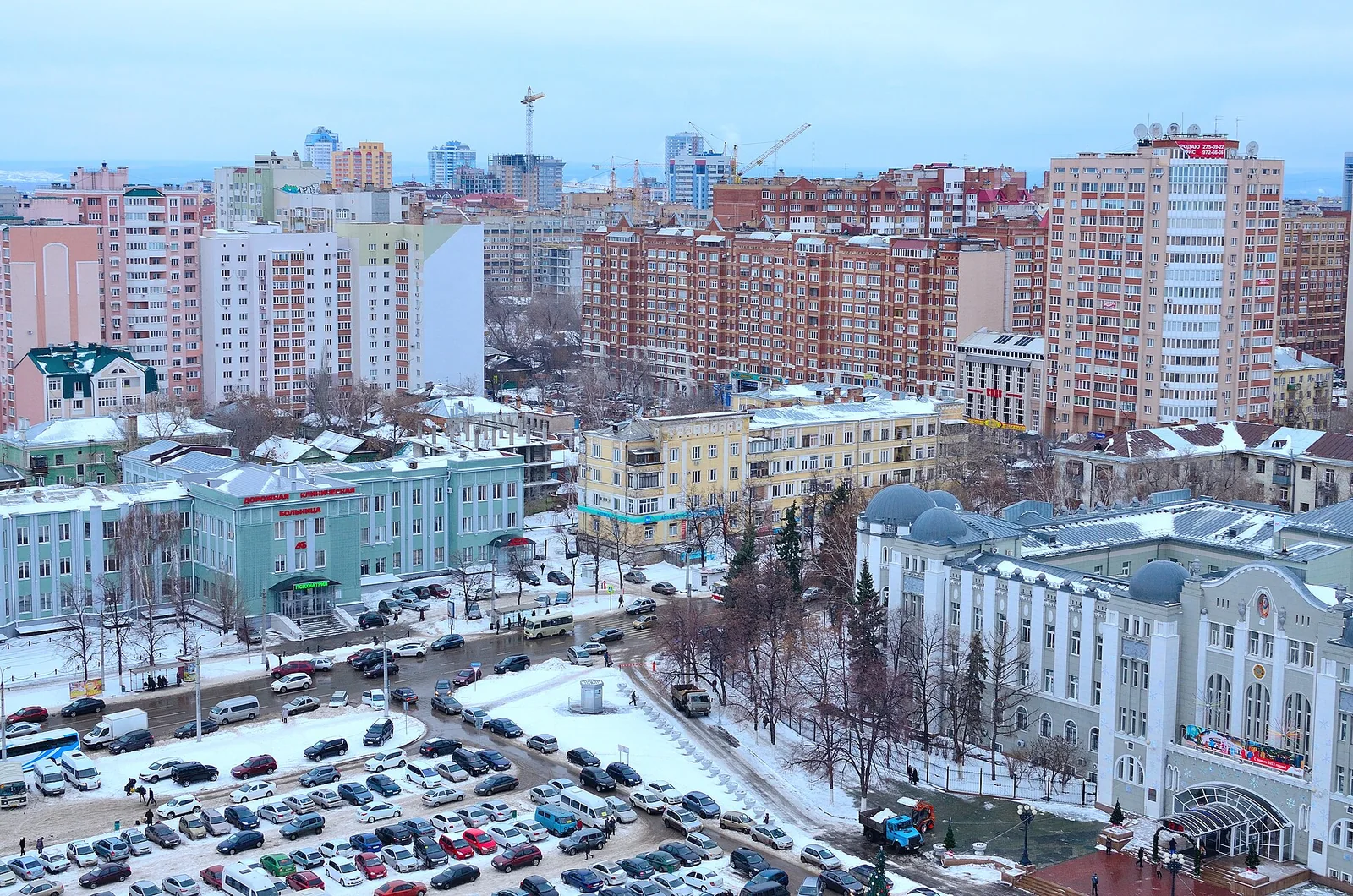 Фото: Комсомольская площадь