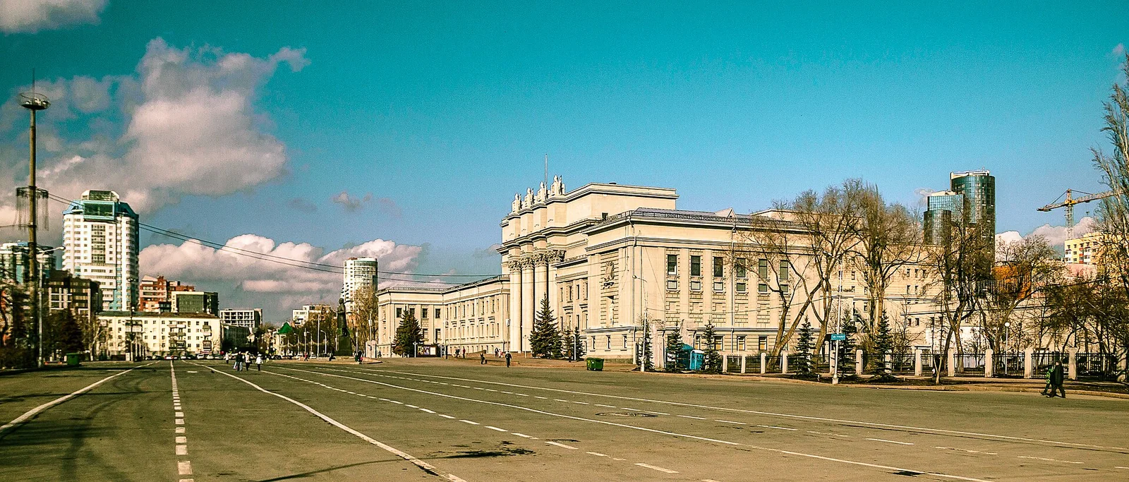 Фото: площадь Куйбышева